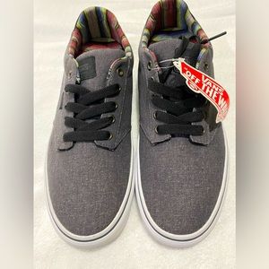 NWT MEN VANS Ortholite/Deluxe Comfort/Size 11/ Gray &White/
